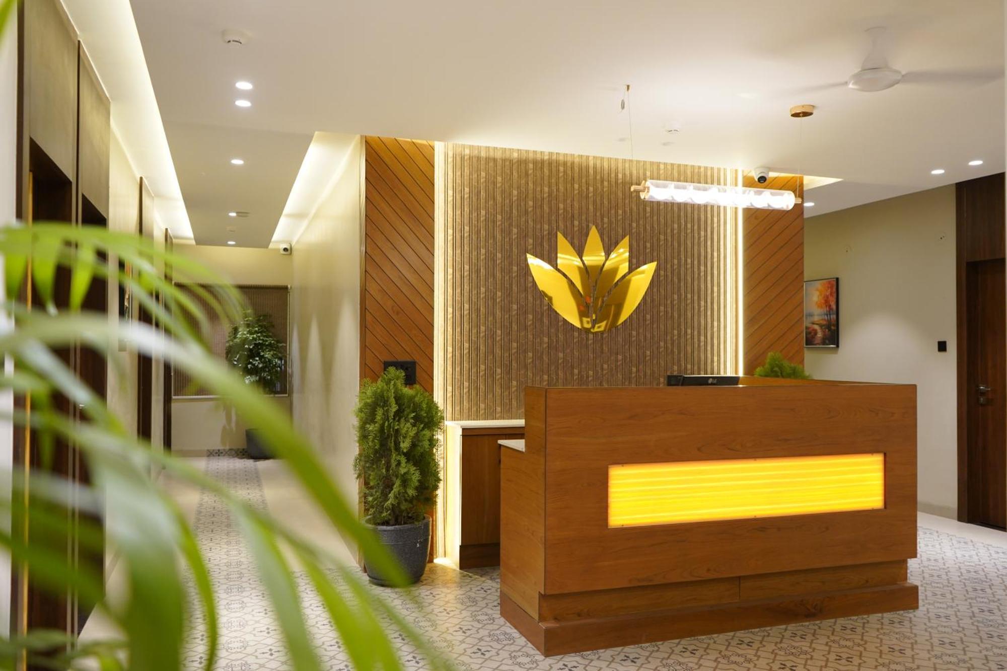Hotel Alba Inn, Индор Екстериор снимка